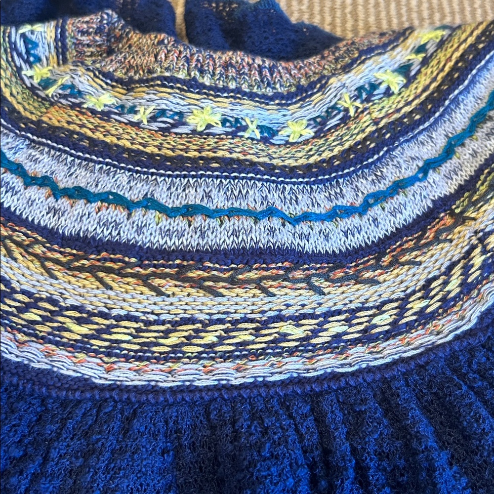 NWT FREE PEOPLE Navy Blue Women's Top with Multicolor Accents size M/L - Picture 12 of 12